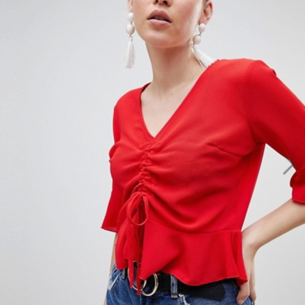 NWT Boohoo Ruched Front Top